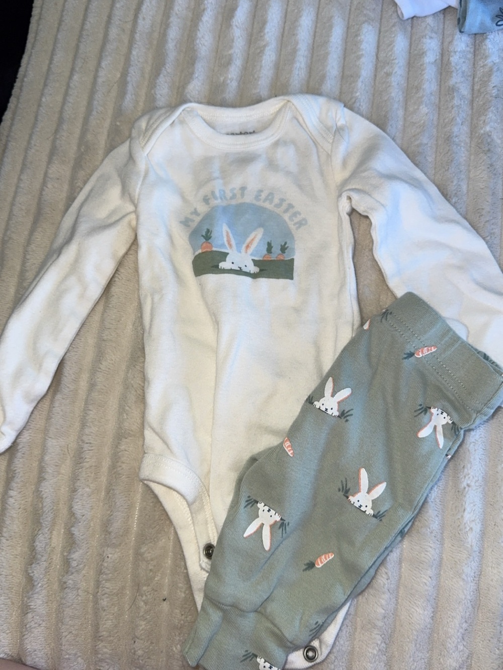Carter's White and Sage Green Bunny Matching Set